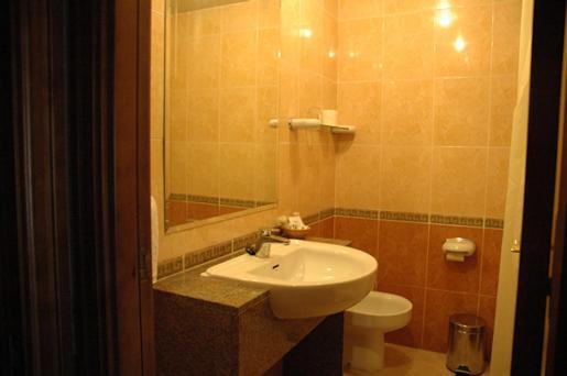 Quadruple Room,8109374:JPEG